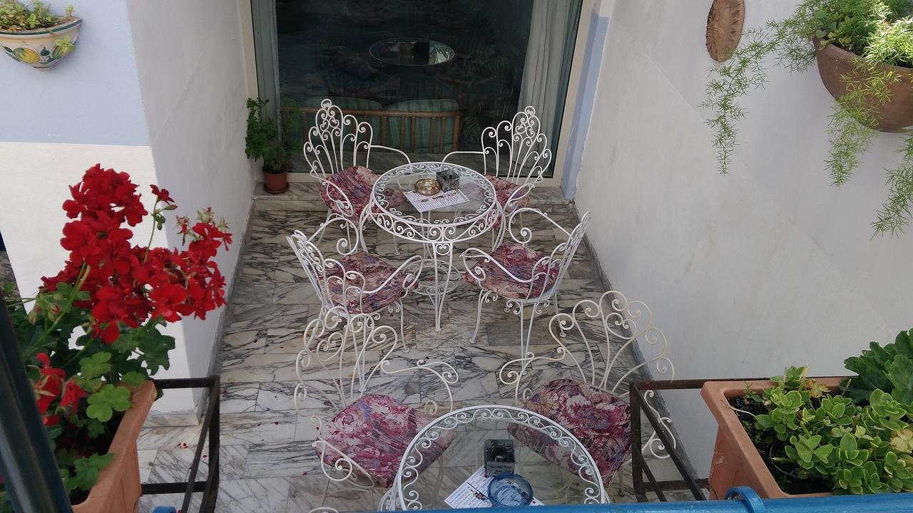 Villa Athena Giardini Naxos Exterior foto