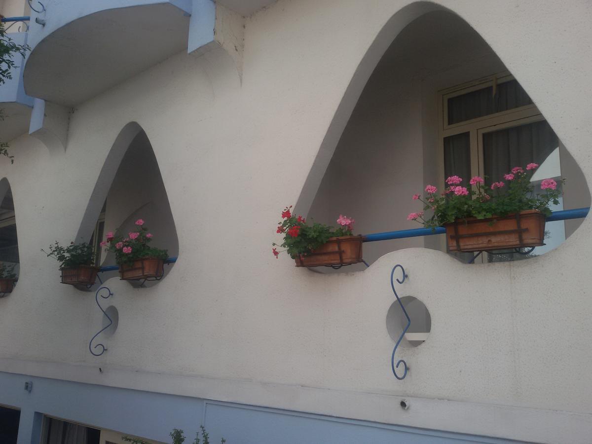Villa Athena Giardini Naxos Exterior foto